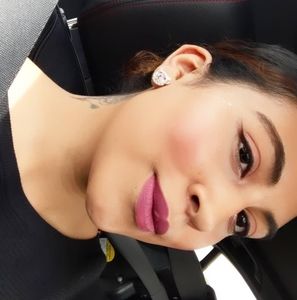 Meet your Posher, Eliza